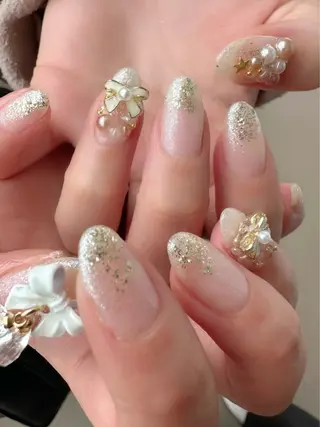 ネイル 新山 聖のネイルデザイン