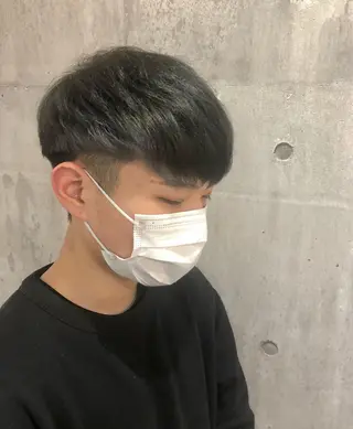 カラー メンズ 興津/韓国レイヤー ダブルカラー美髪縮毛のヘアスタイル