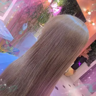 ロング カラー ビューティサロン ミルクのヘアスタイル