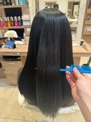 ロング こちんだ ともかのヘアスタイル