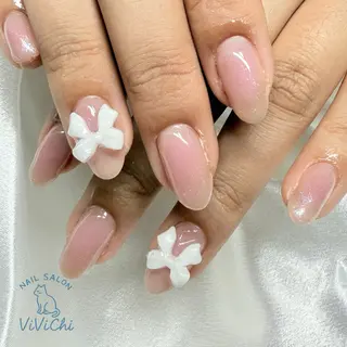 ネイル ViViChi 梨帆のネイルデザイン
