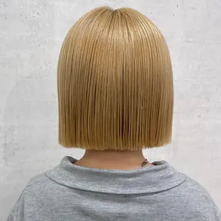 ショート yura /レイヤーカットのヘアスタイル