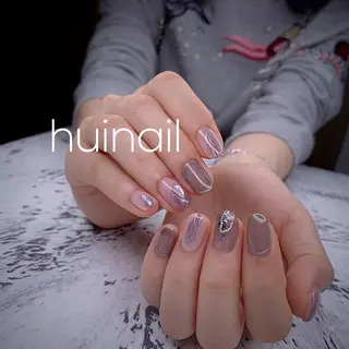 ミディアム めぐみのネイルサロン スタッフ練習のネイルデザイン