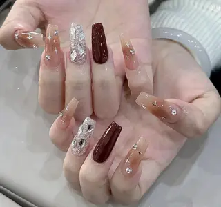 ネイル 🍑 momo_nailのネイルデザイン