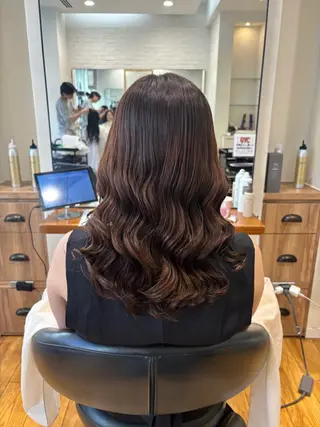 ミディアム コテ巻き風パーマ🫧 麻尋のヘアスタイル