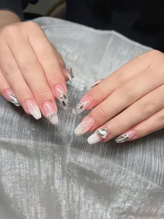 ネイル Lee Nails チップ長さだし専門店のネイルデザイン