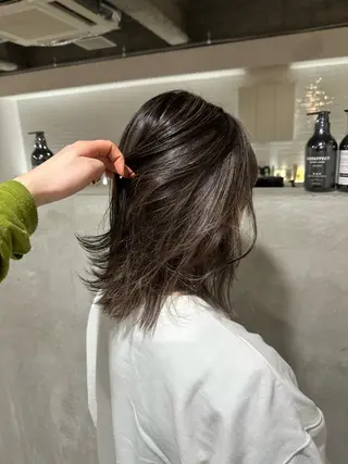 ミディアム カラー 木村 華菜のヘアスタイル
