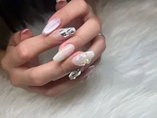 ネイル Ravi【胡町】 伊藤のネイルデザイン