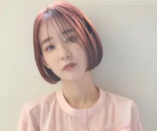 ショート 酸性ストレート/ブリ ーチなしWカラー河本のヘアスタイル