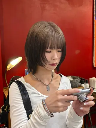 ショート カラー ORe'S HAIR BE GLaDユウナのヘアスタイル