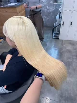 ロング カラー ハイトーン 横浜💞ミオのヘアスタイル