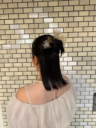ミディアム ヘアアレンジ 小松 莉夏子のヘアスタイル