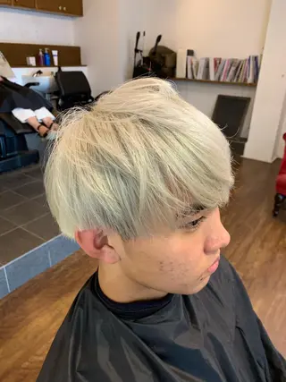 カラー 清田 健太朗のヘアスタイル