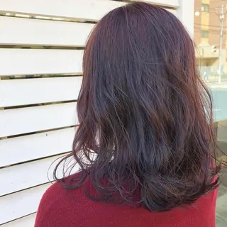 ミディアム カラー 菅沢 奈生のヘアスタイル
