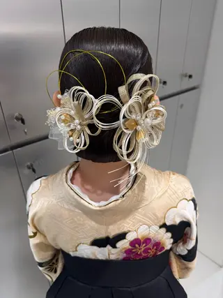 ヘアアレンジ ヘアセット🎀耳つぼ 👂💎MONAMIのヘアスタイル