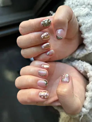 ネイル ✴︎ Delightのネイルデザイン