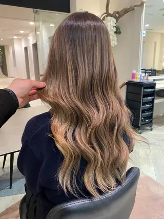 ミディアム カラー 🇺🇸海外デザイン iCON TOKYOのヘアスタイル