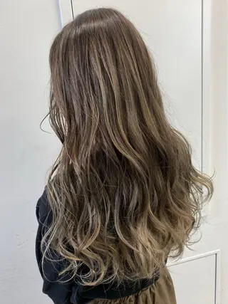 ロング ✨美髪透明感ソムリエ ✨💎KAZU💎のヘアスタイル