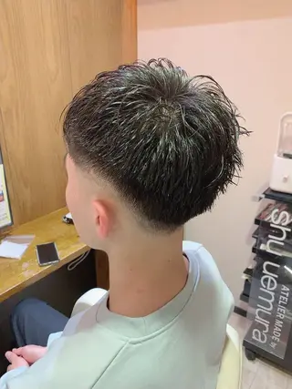 ヘアアレンジ メンズ 韓国風🇰🇷うる艶 レイヤー/海青🫧のヘアスタイル
