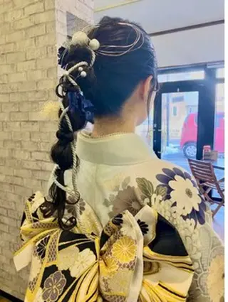 アサクラ ユウアのヘアスタイル