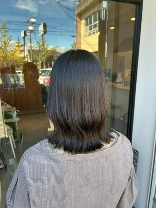 セミロング 溝端 美紀のヘアスタイル