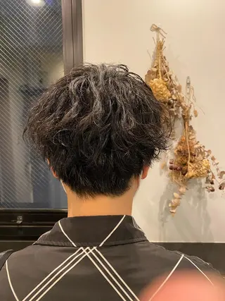 ショート カラー パーマ ヘアアレンジ メンズ メンズパーマの巨匠 鈴木純のヘアスタイル