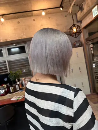 ショート カラー シールドヘアー/那覇 /縮毛矯正/ブリーチのヘアスタイル