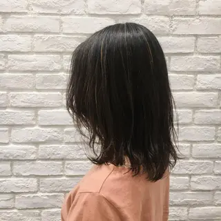 ミディアム カラー ミドウチ アヤカのヘアスタイル