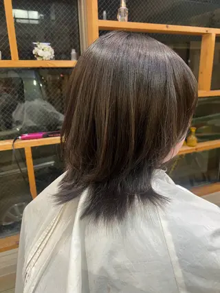 セミロング moe 🍀美髪矯正 ツヤツヤストレートのヘアスタイル