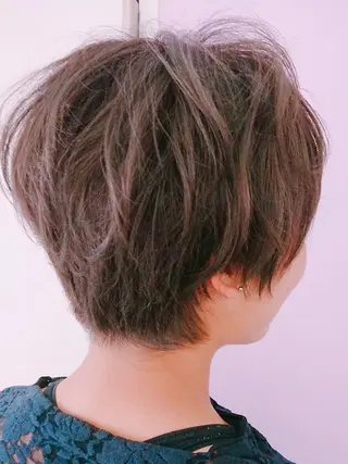 ショート ナカシマ  アユミのヘアスタイル