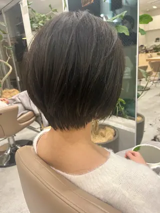 ショート 💛🤍U too e’s 鎌倉🧸のヘアスタイル