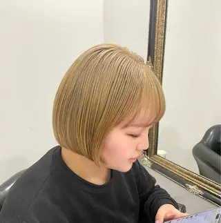 ショート カラー ブリーチカラー 🎀ヒナ/トモカ🎀のヘアスタイル