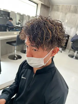 ショート パーマ メンズ メンズパーマ名人 TAKUMAのヘアスタイル