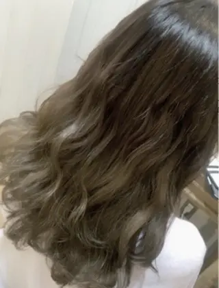 カラー 【mokuオーナー】 ちはるのヘアスタイル