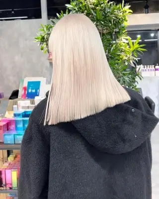 ミディアム カラー エフェクトブリーチ/ 大阪/タカハシユウキのヘアスタイル