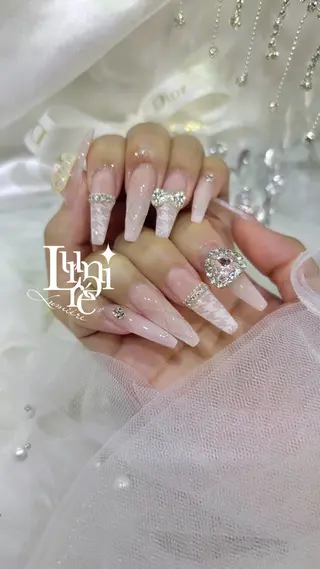 ネイル Lumière｜ ロング｜ワンホンのネイルデザイン