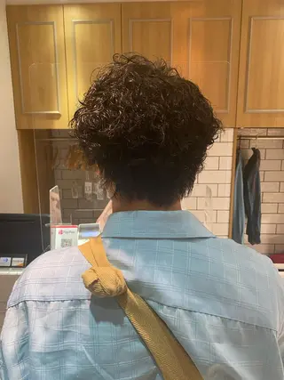 ショート カラー パーマ ヘアアレンジ メンズ メンズパーマの巨匠 鈴木純のヘアスタイル