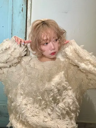 ショート カラー ハッシュカット/ ブリーチ/アスナのヘアスタイル