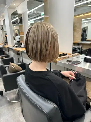 ショート カラー メンズ 縮毛矯正 美容室のヘアスタイル