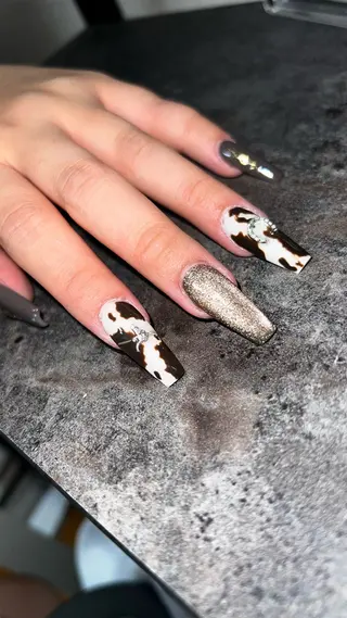 ネイル 𝐧𝐚𝐢𝐥 𝐌𝐢𝐖𝐢𝐢のネイルデザイン