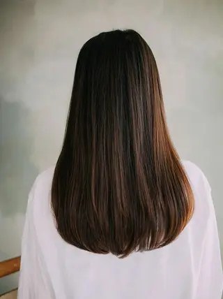 カラー ロング 艶髪クリエイター🪽 秋田 聖也のヘアスタイル