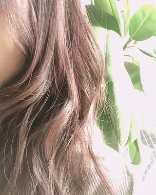 ロング カラー くまがい みゆ【edge.】のヘアスタイル