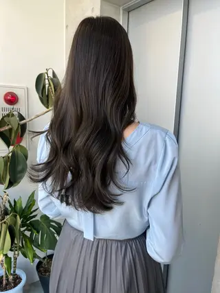 ミディアム カラー パーマ ヘアアレンジ 透明感/オリーブ/ グレージュ/YUKAのヘアスタイル