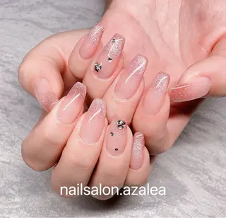 ネイル R inのネイルデザイン