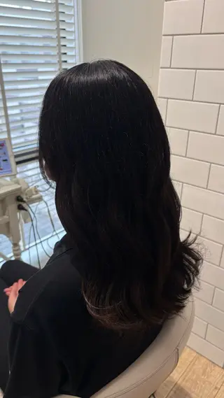 ロング カラー 似合わせ 顔周りYUUGAのヘアスタイル