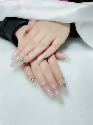 ネイル Amina nail salonのネイルデザイン