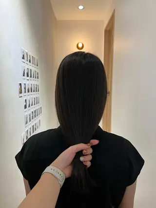 ロング カラー FILMS熊取谷 花のヘアスタイル