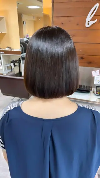 ショート カラー ヘアアレンジ インナー×縮毛矯正 ピンクカラー澤井里菜のヘアスタイル