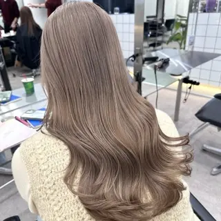 ロング カラー ミルクティーベージュ 🐱【Ryo】のヘアスタイル