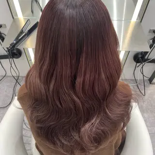ロング カラー Hisa🤍新宿/髪 質改善🫧艶カラーのヘアスタイル